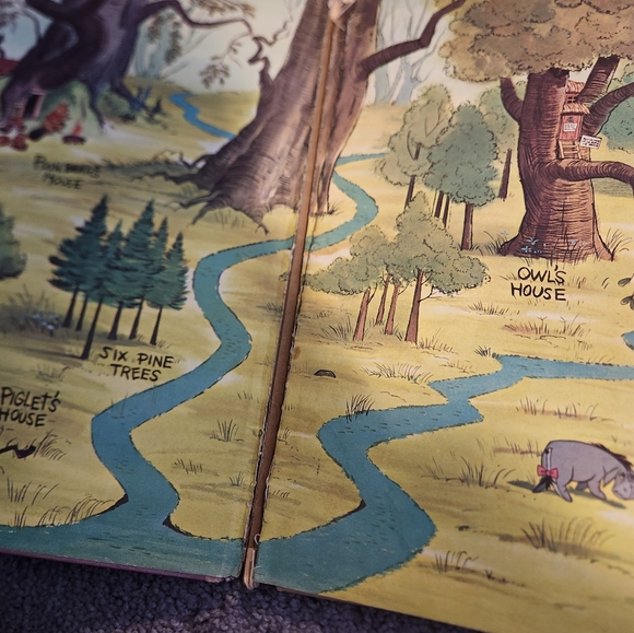 Vintage Winnie the Pooh Books - Picture 7 of 16